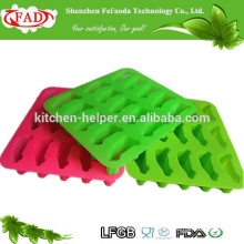 China fabricante de alimentos de grado antiadherente coche forma de silicona fabricante de hielo / en forma de silicona de color de hielo moldes